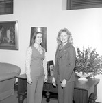 1977-1978 Who's Who Among Students in American Colleges and Universities 17 by Opal R. Lovett